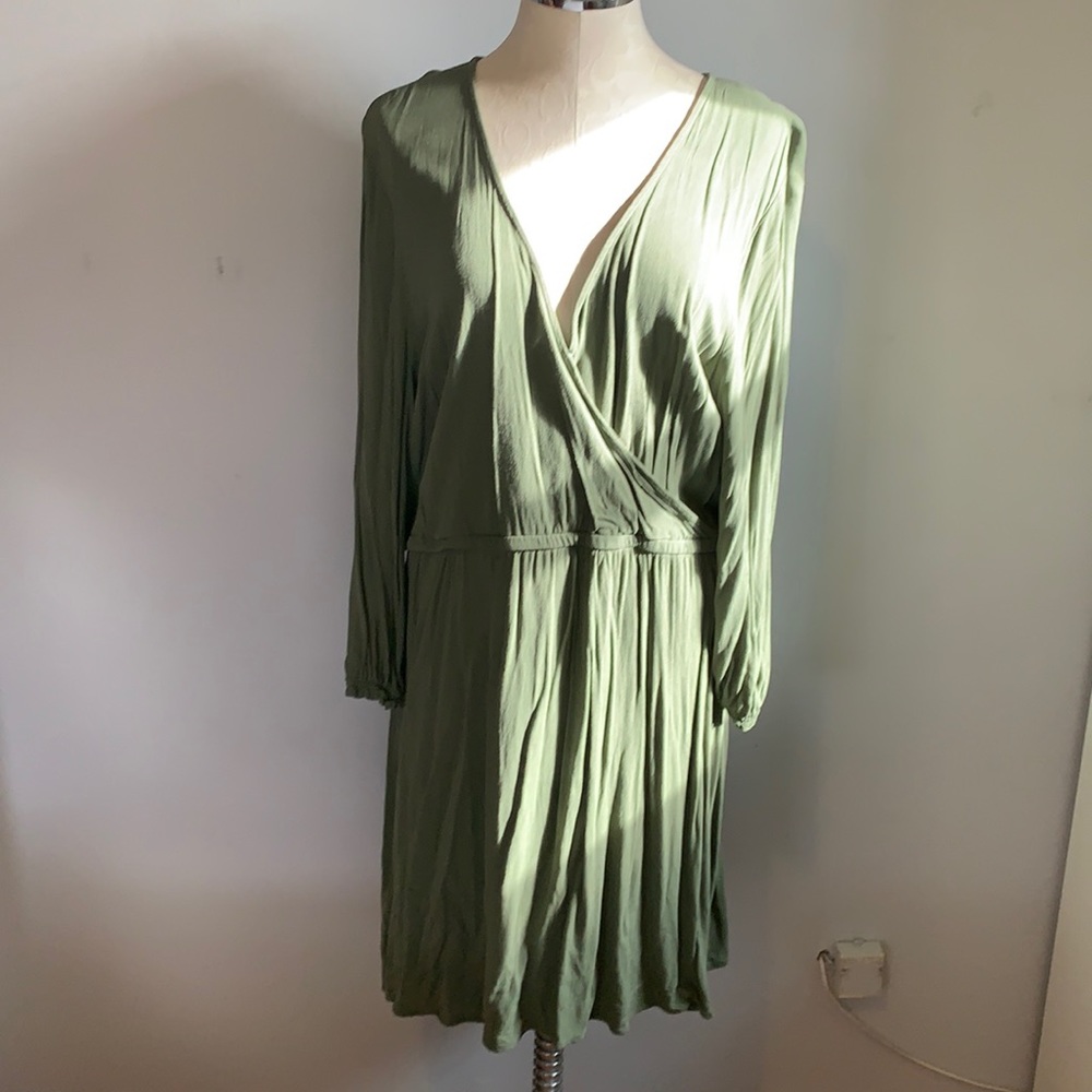 Old Navy XXL Pale Green Front Cross Dress